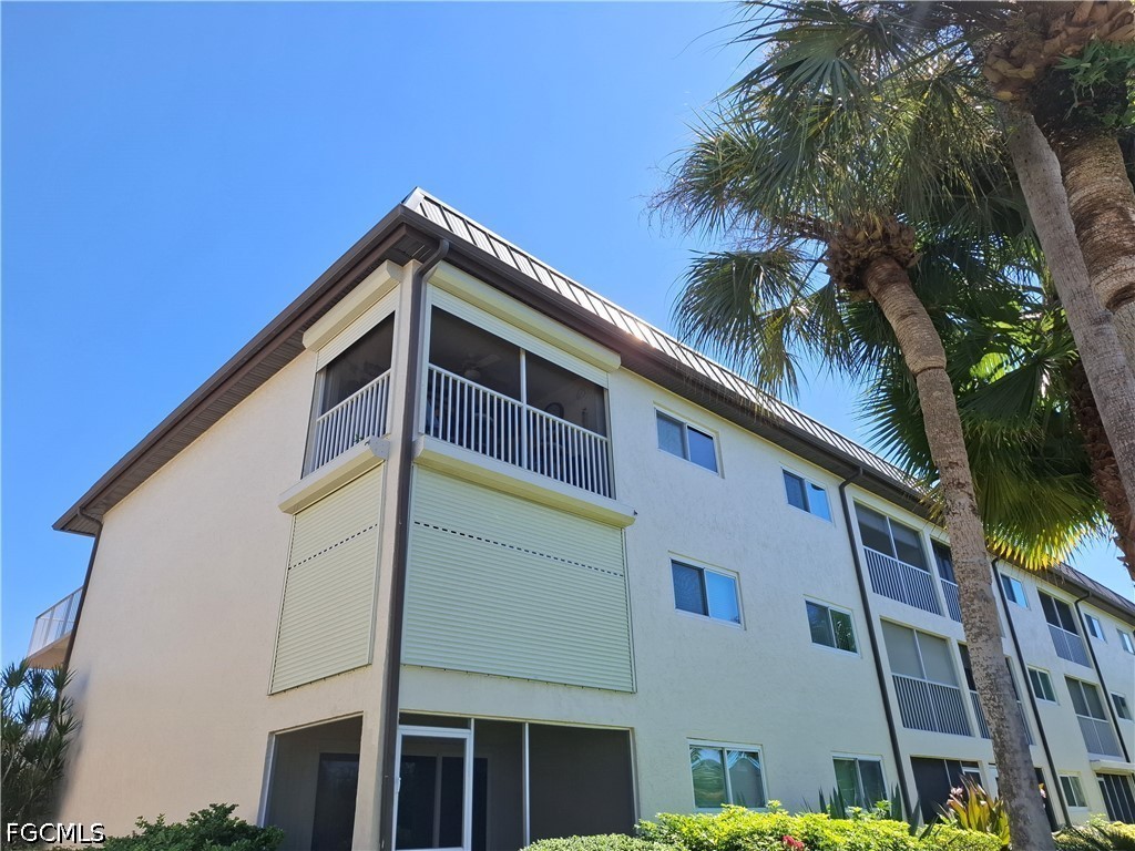 1018 Manatee Unit E307, Naples, FL 34114