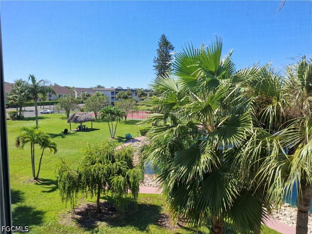 1018 Manatee Unit E307, Naples, FL 34114