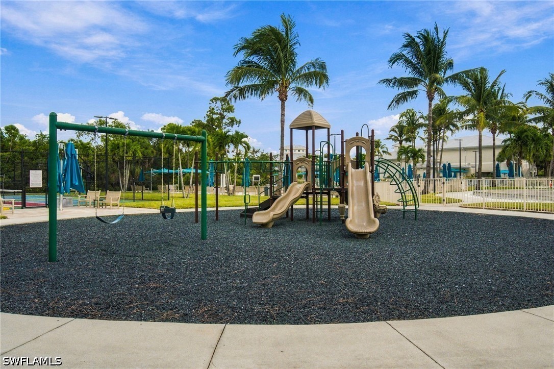 21744 Sound Unit 201, Estero, FL 33928