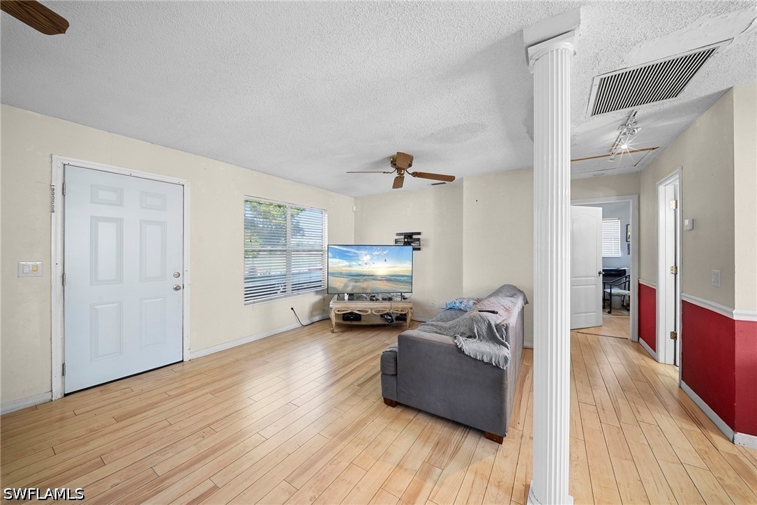 LivingRoom