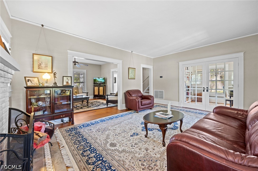 FamilyRoom