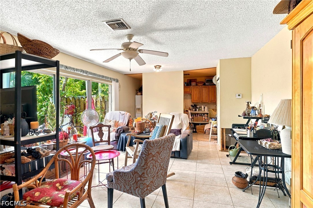 DiningArea
