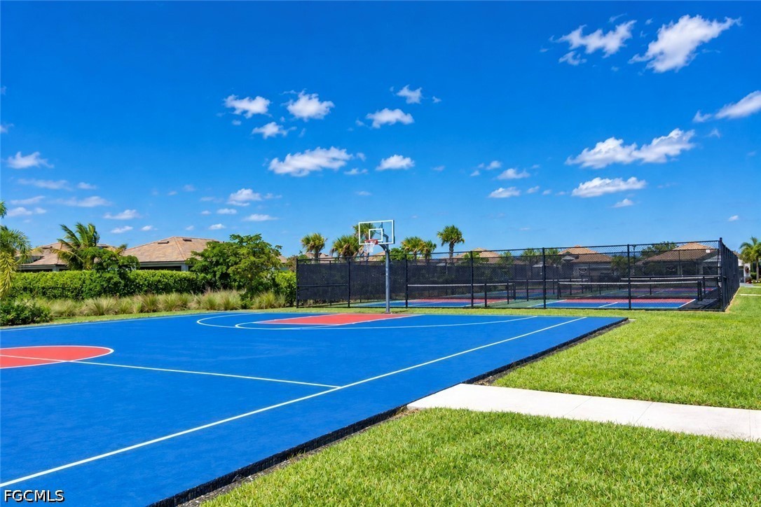BasketballCourt