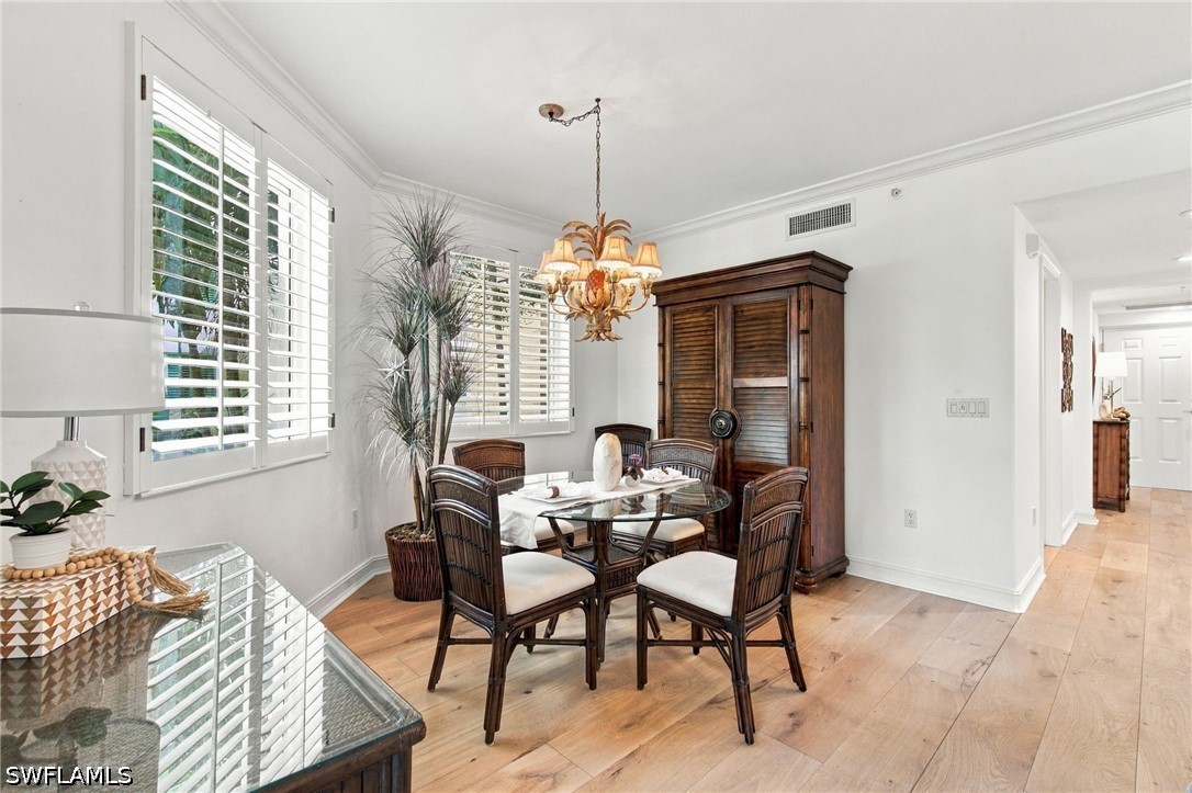 DiningArea