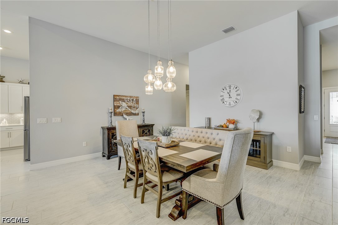 DiningArea