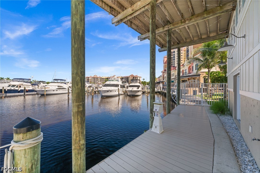 Dock