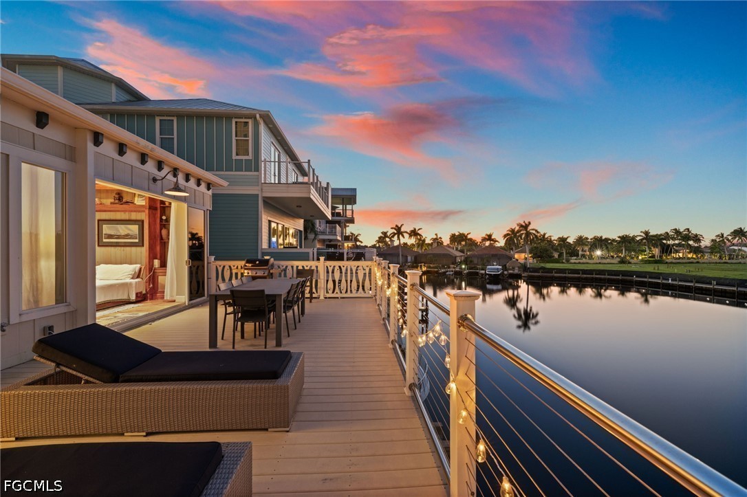 Dock