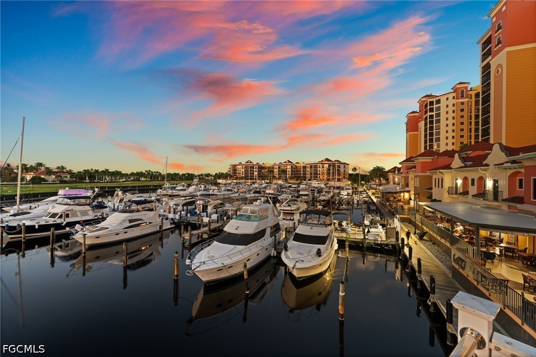 Dock