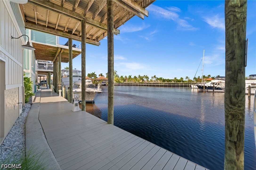 Dock