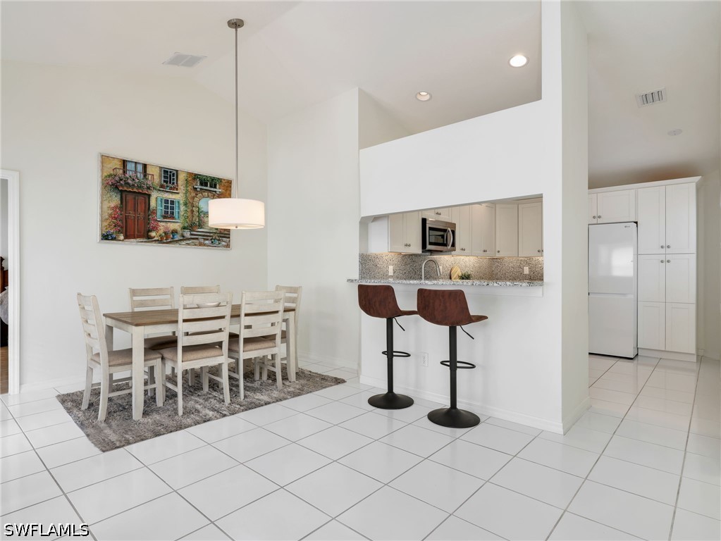 DiningArea