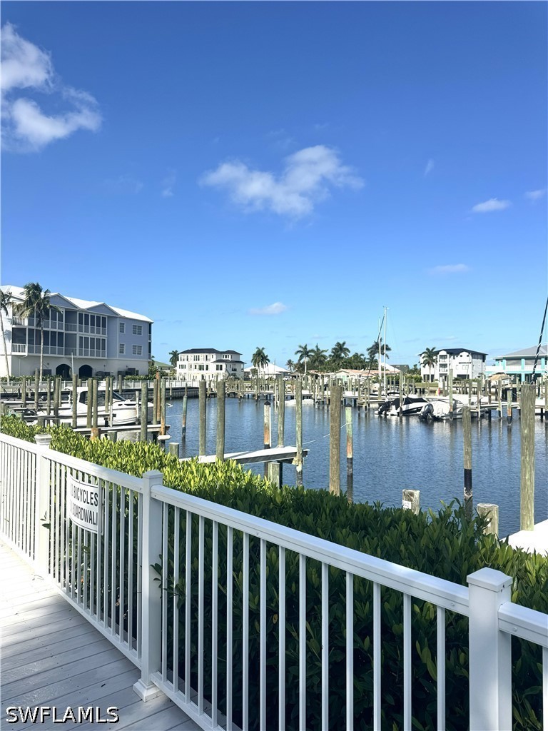Dock