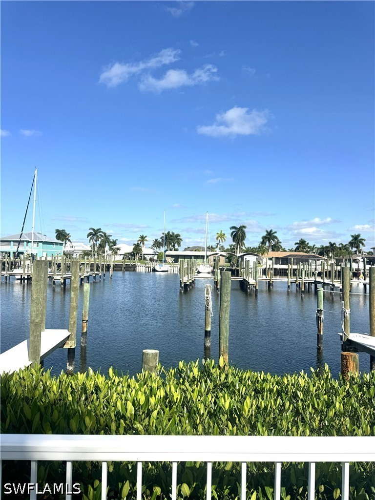 Dock