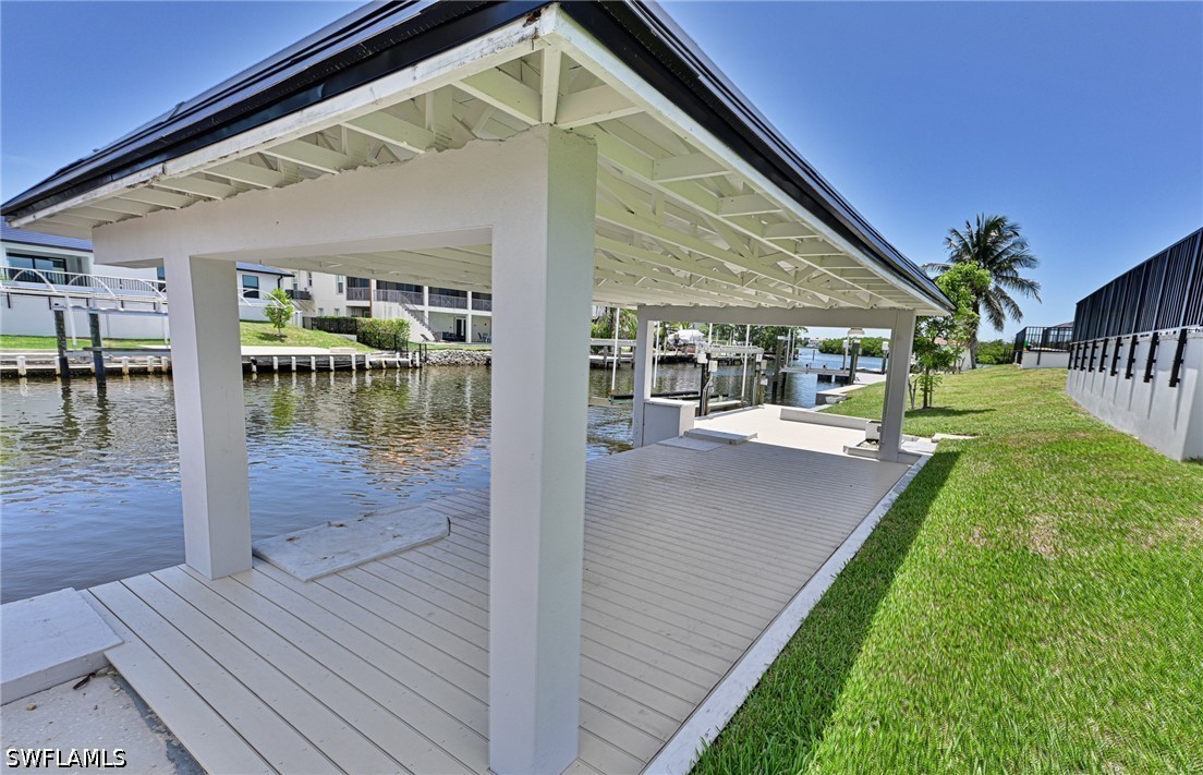 Dock