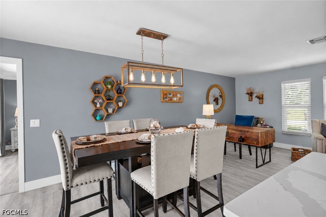 DiningArea