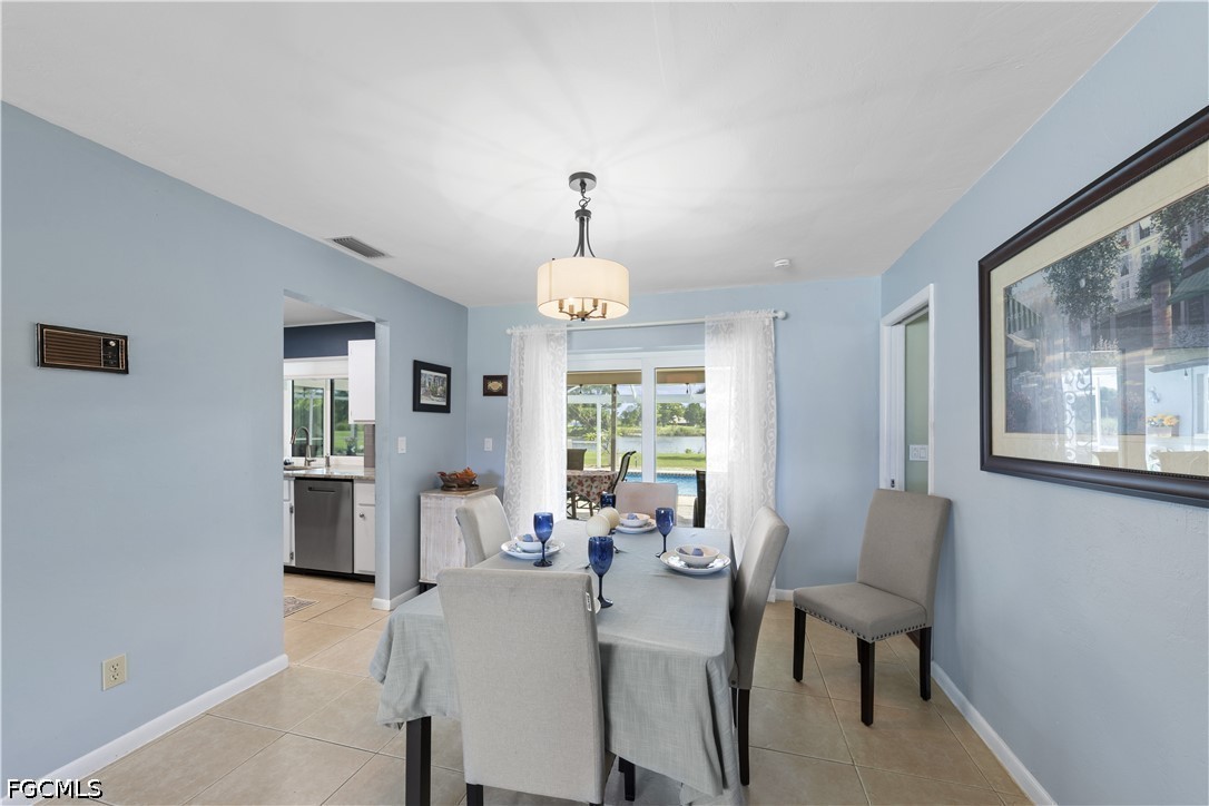 DiningArea