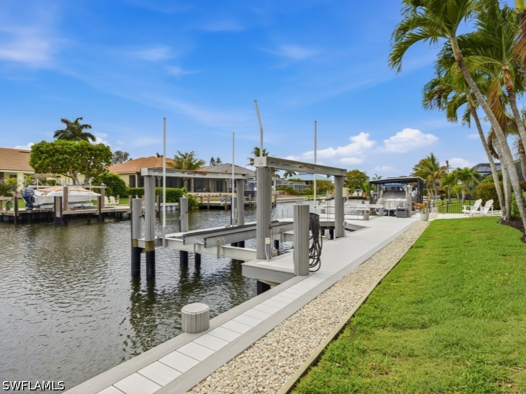 Dock