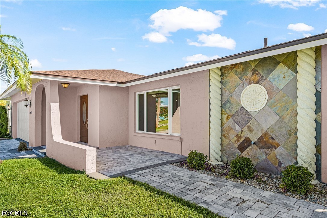 4005 1st, Cape Coral, FL 33904