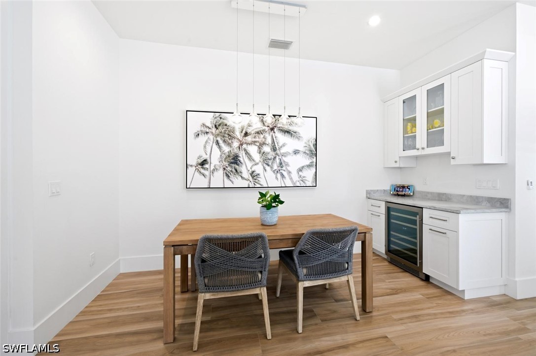 DiningArea