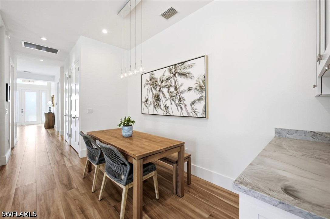 DiningArea
