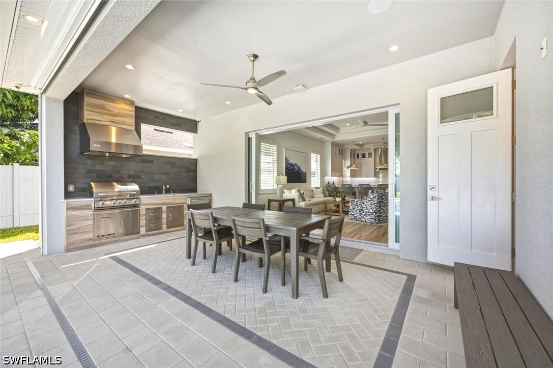 DiningArea