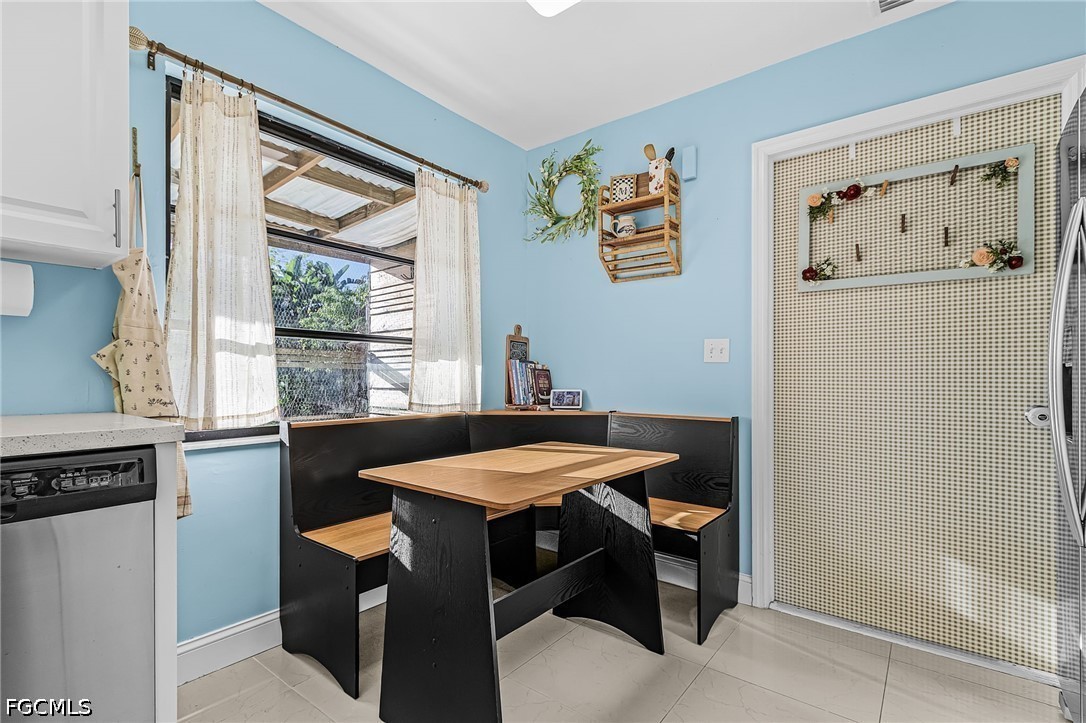 DiningArea