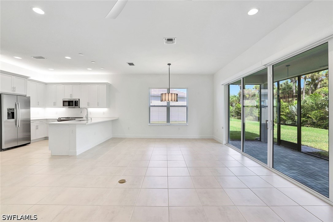 12444 Violet, Naples, FL 34120