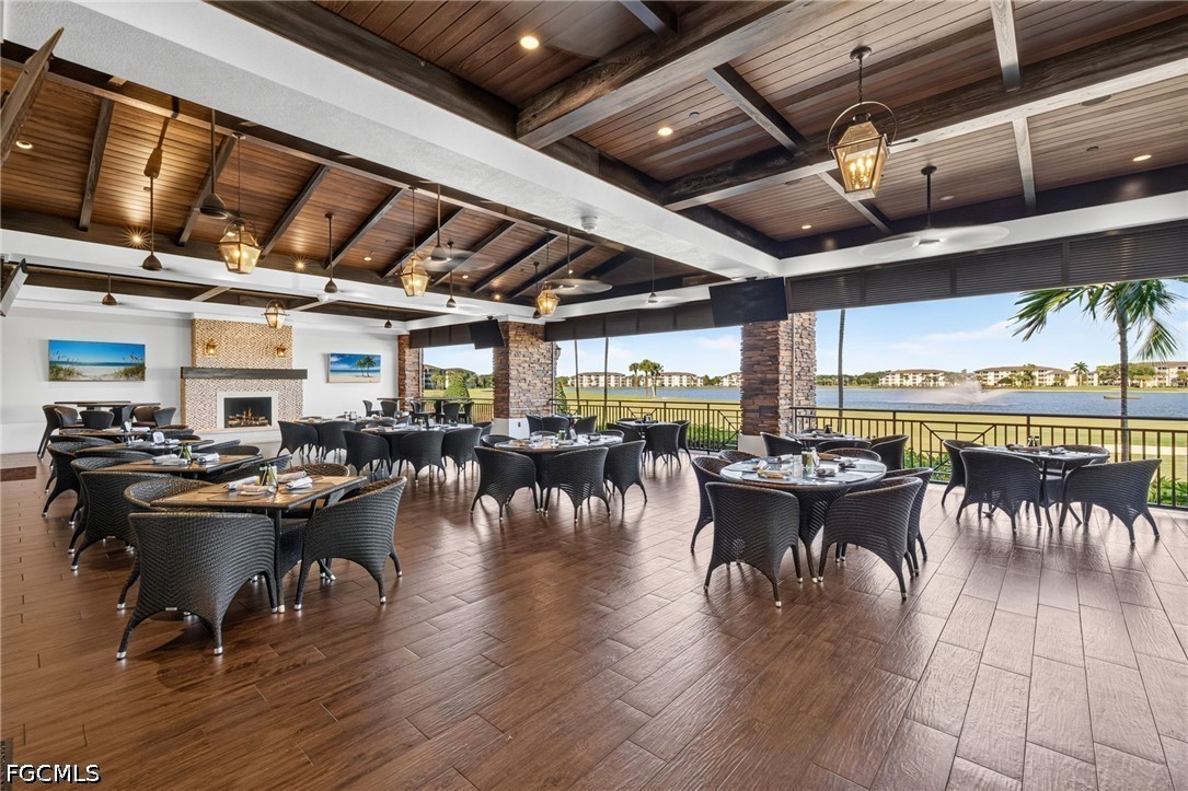 DiningArea