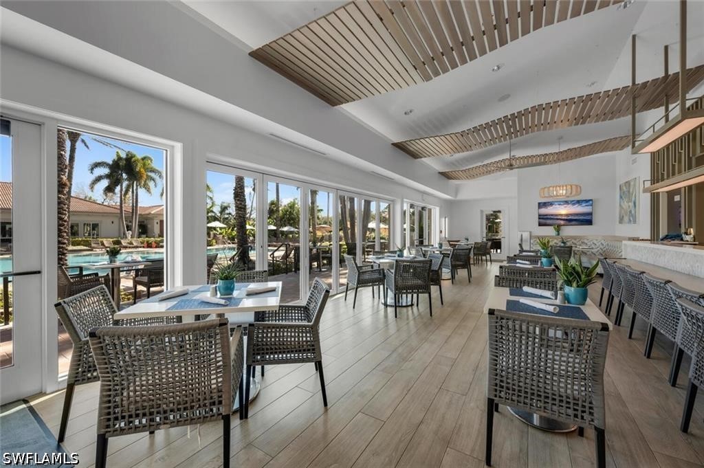 DiningArea