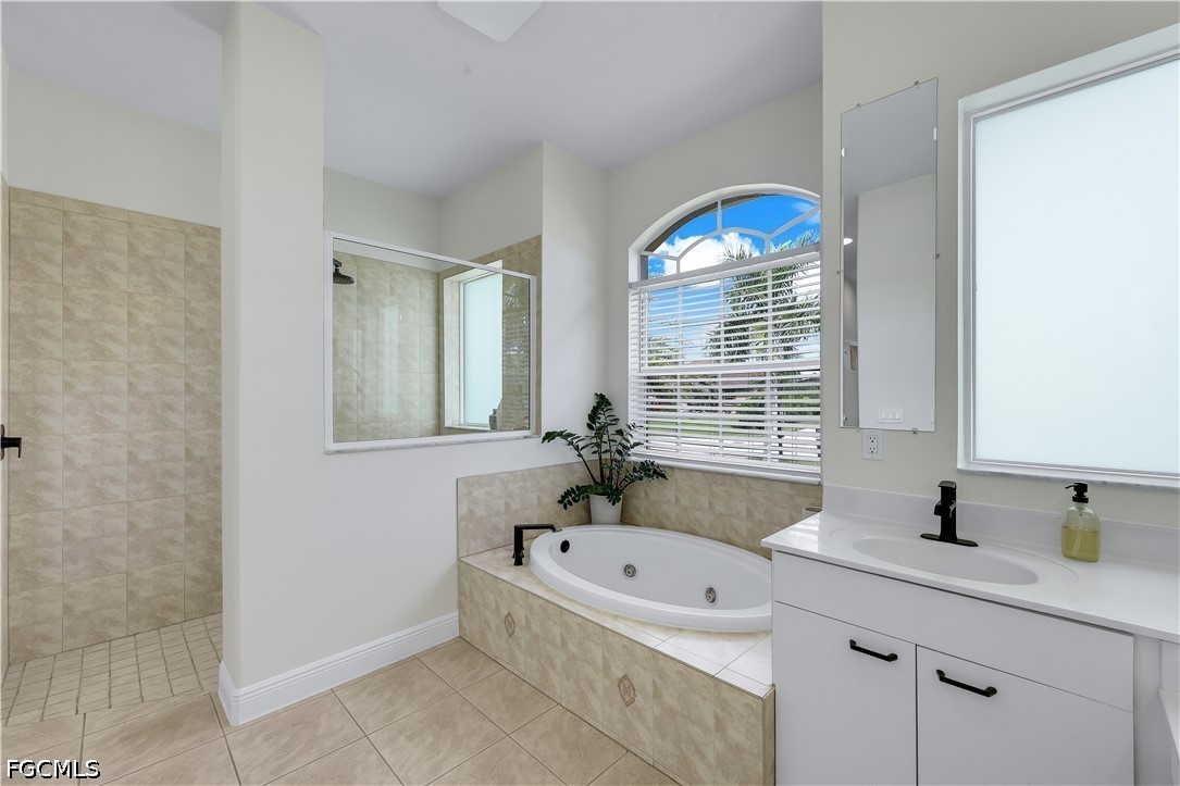 3106 26th, Cape Coral, FL 33914