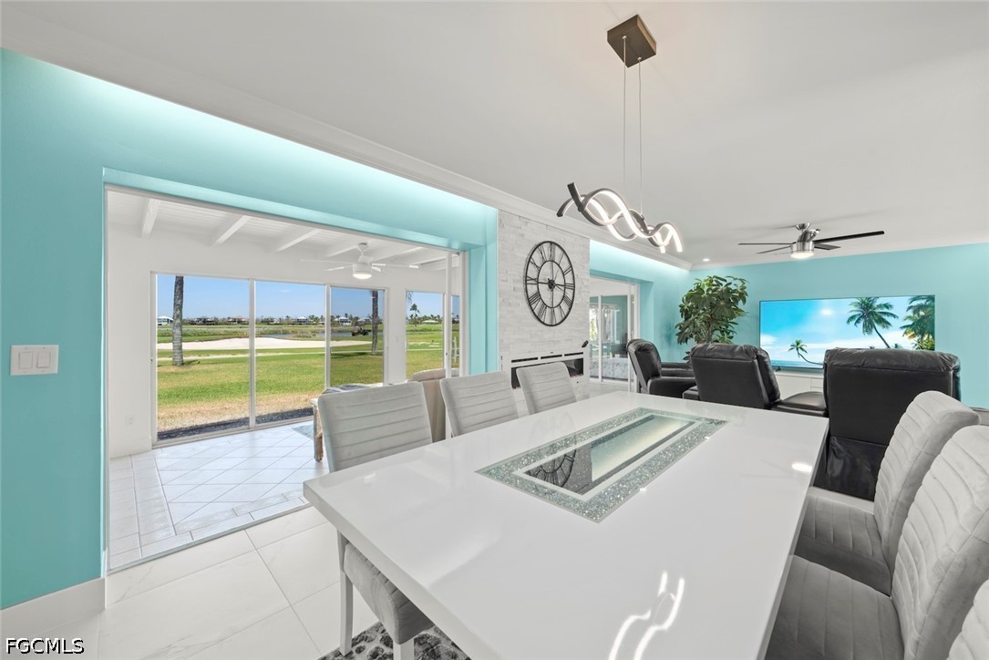 DiningArea