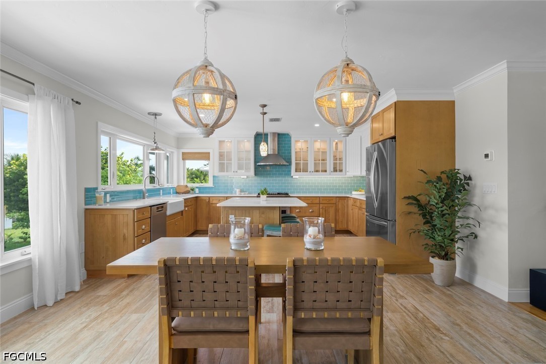 DiningArea