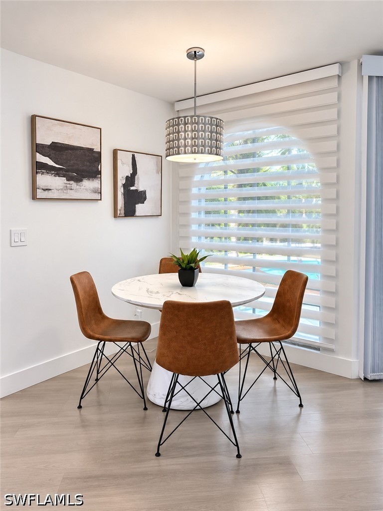 DiningArea