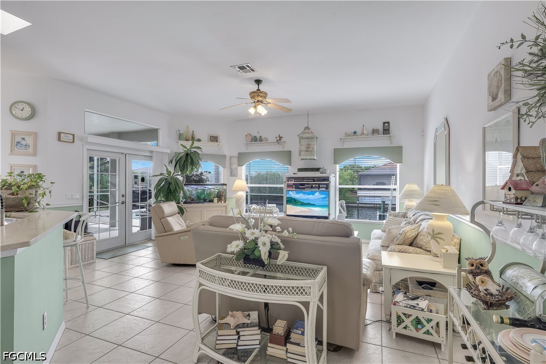 FamilyRoom