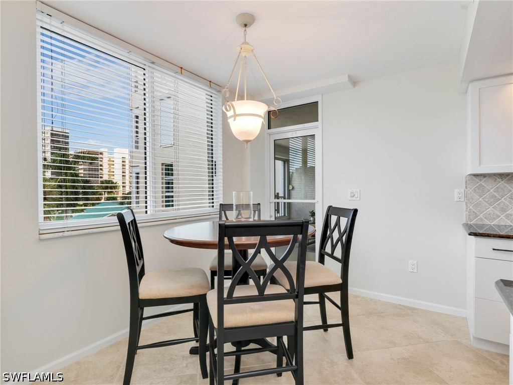 DiningArea