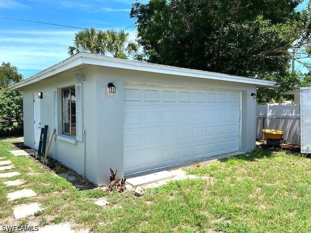 Garage