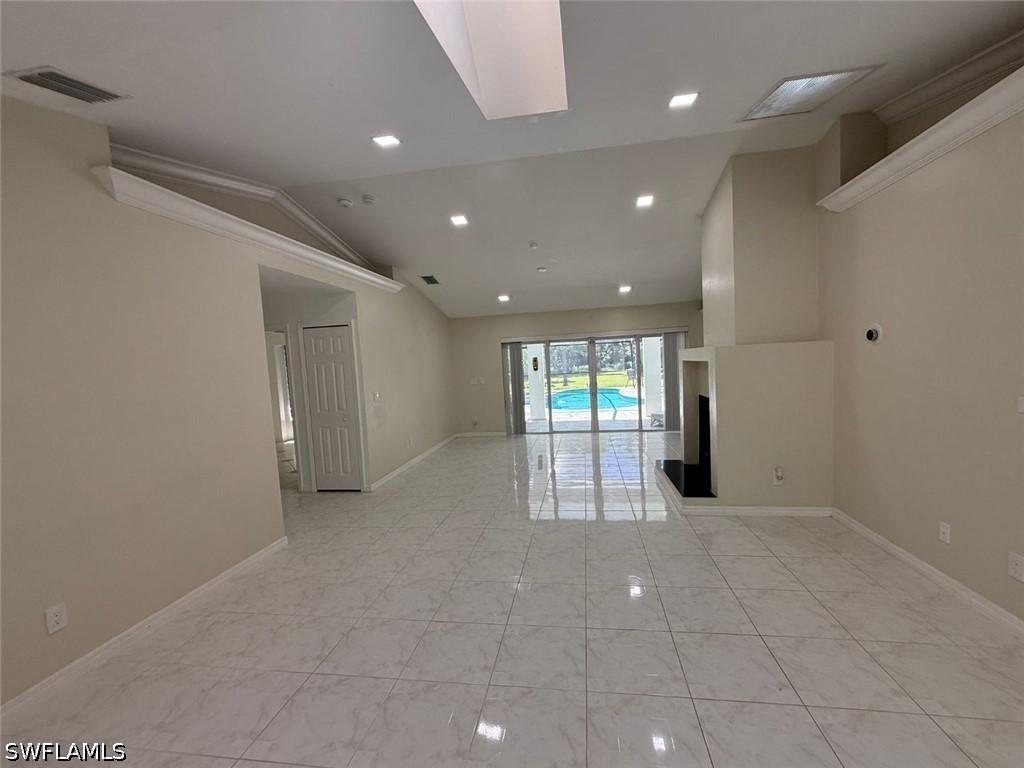 510 12th, Naples, FL 34120