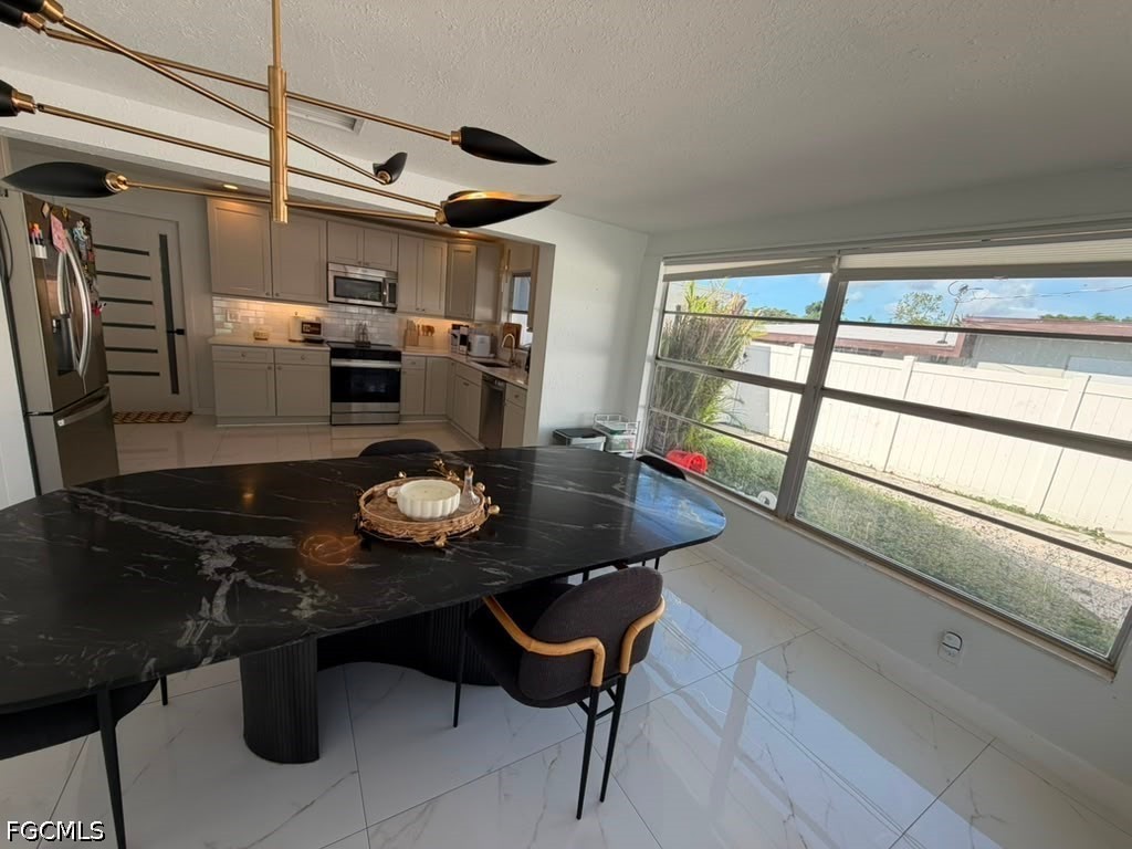 DiningArea