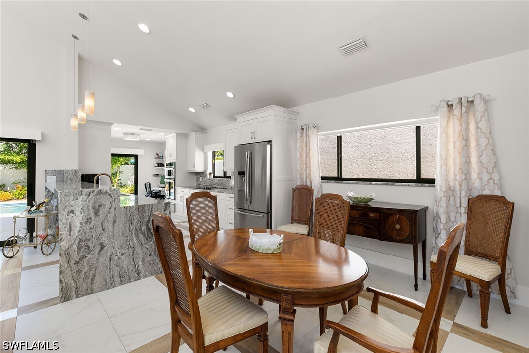 DiningArea