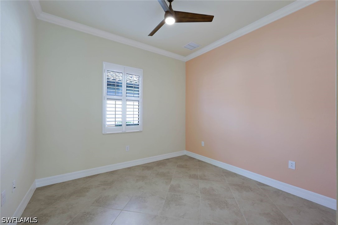 3130 Aviamar, Naples, FL 34114