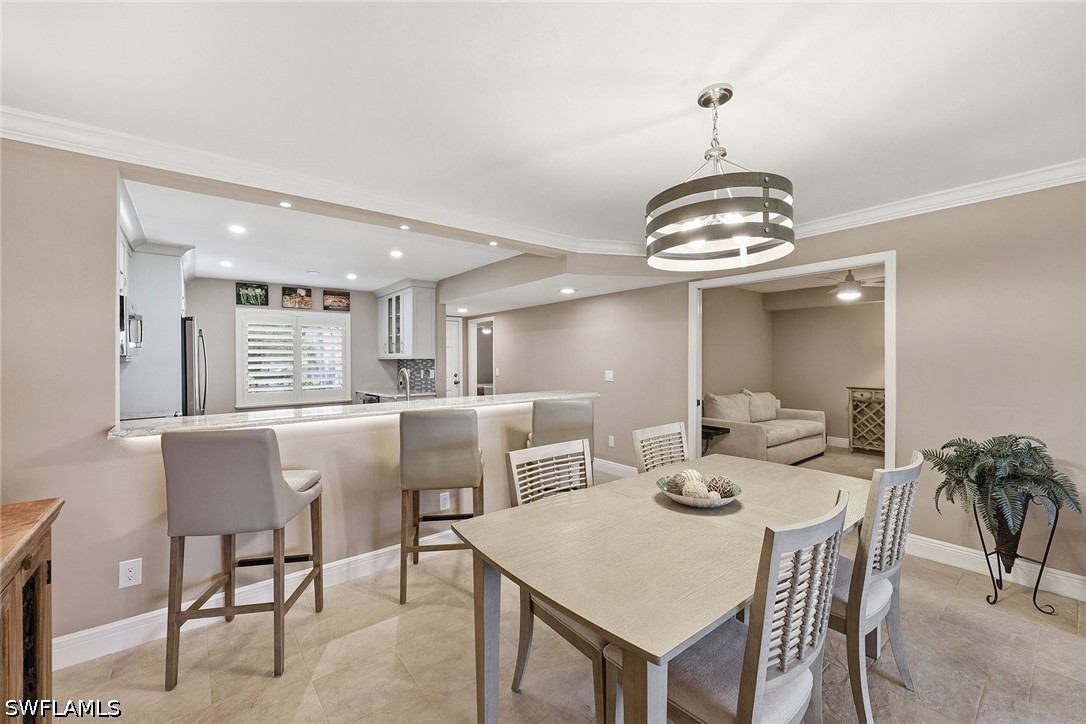DiningArea