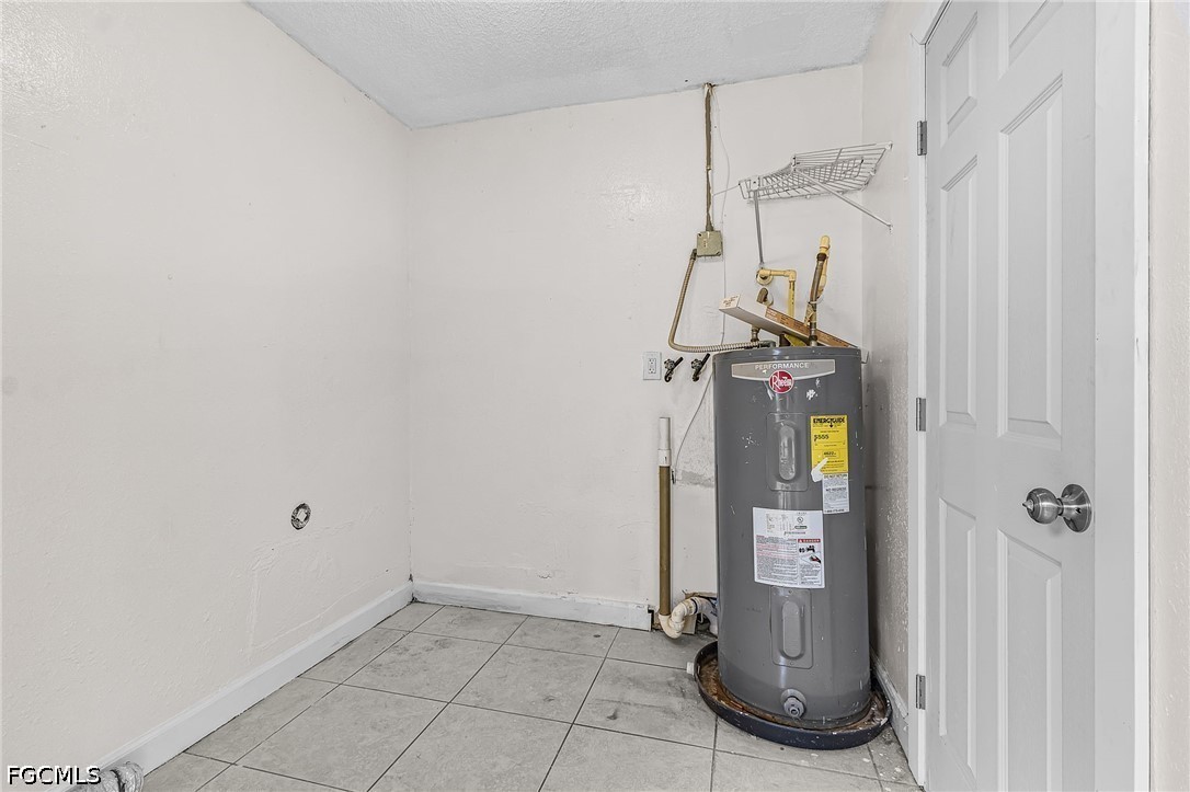 24 Andros, Lehigh Acres, FL 33936