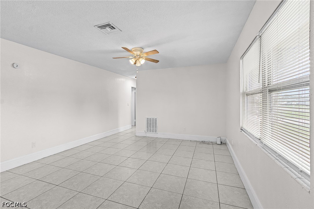 24 Andros, Lehigh Acres, FL 33936