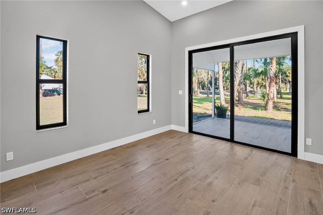 1781 16th, Naples, FL 34117