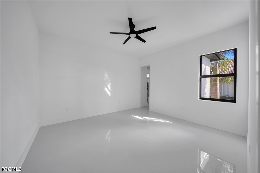 11892 King James, Cape Coral, FL 33991