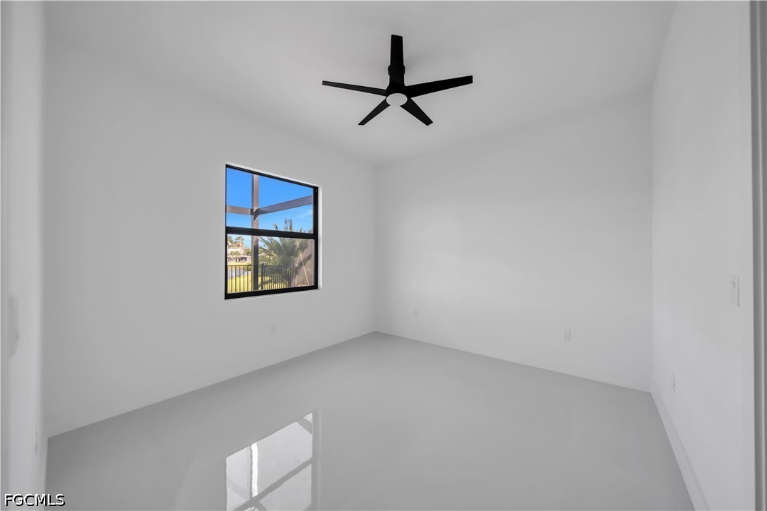 11892 King James, Cape Coral, FL 33991