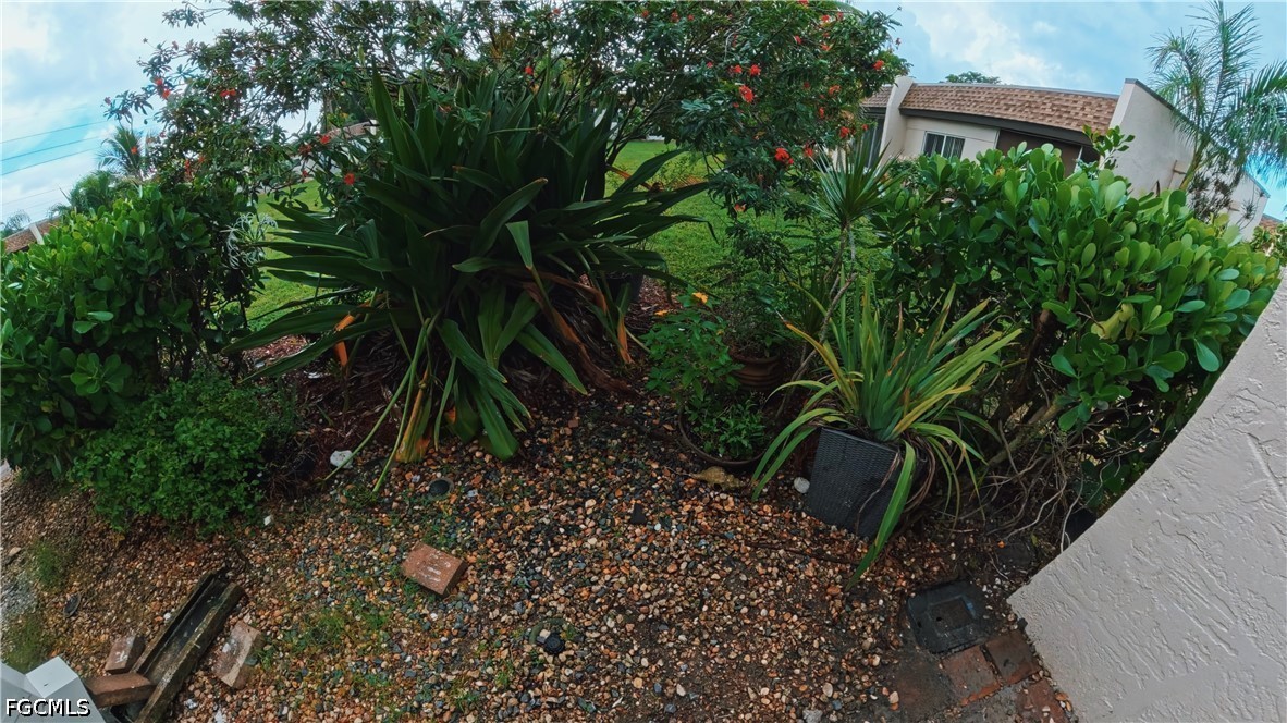 6300 Pointe Unit 211, Fort Myers, FL 33919