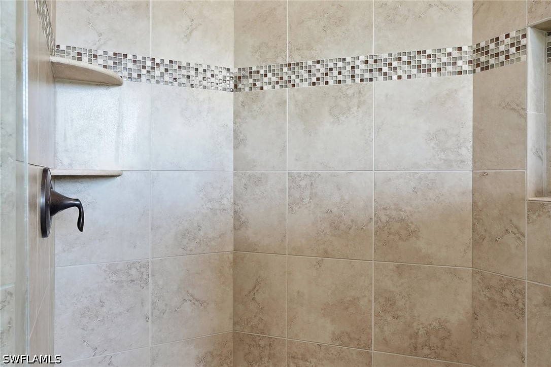 12609 Fenhurst, Naples, FL 34120
