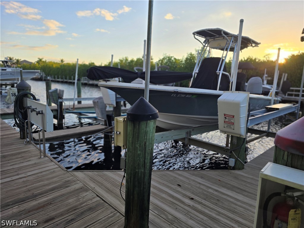 Dock