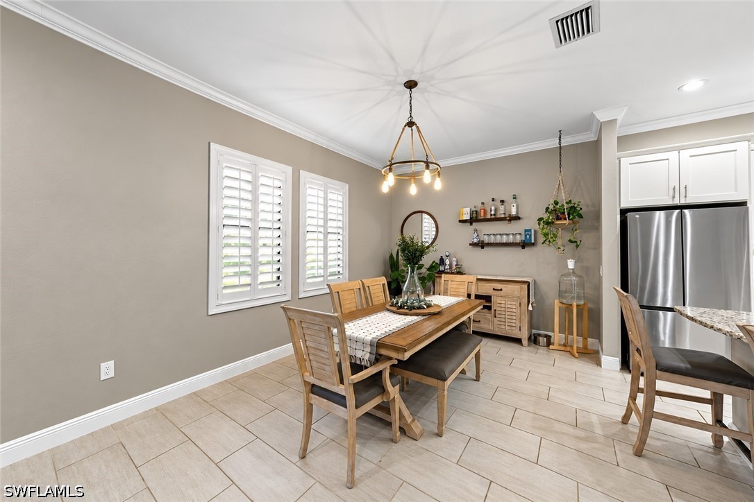 DiningArea