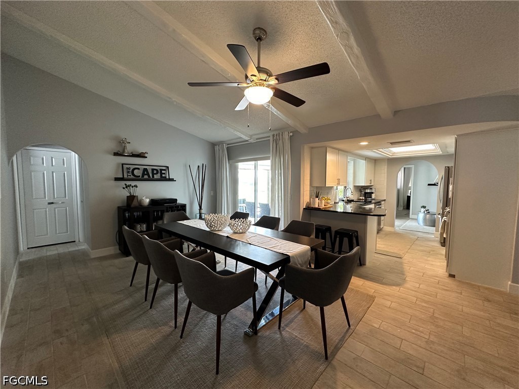 DiningArea